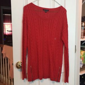 NWOT: American Eagle sweater
